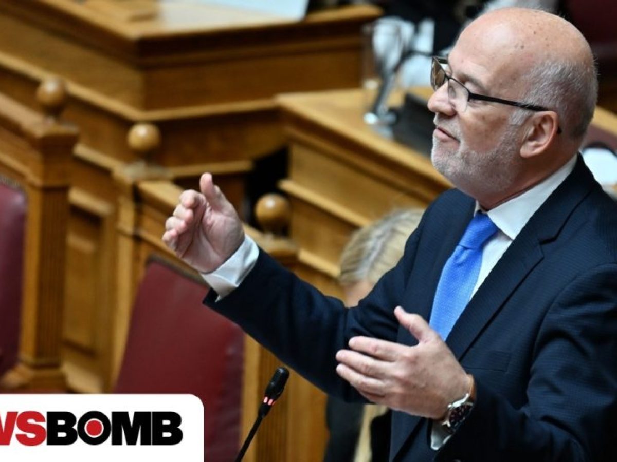 Φλωρίδης σε Ζωή: Υπάρχει μια κωμωδία με τον Κωνσταντίνου που ανεβαίνει σε παγκάκι. Του μοιάζετε