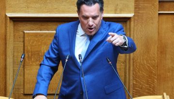 Φουντώνει η αντιπαράθεση Άδωνη – Ανδρουλάκη για το ακίνητο στο Ηράκλειο: «Μας κουνάει το δάχτυλο αφού “μασαμπούκωσε” 1,2