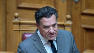 Γεωργιάδης για το ακίνητο Ανδρουλάκη: «Είναι αστείο να παίρνει μίσθωμα 1.000 ευρώ» – «Επαναλαμβάνει ψεύδη και συκοφαντίες