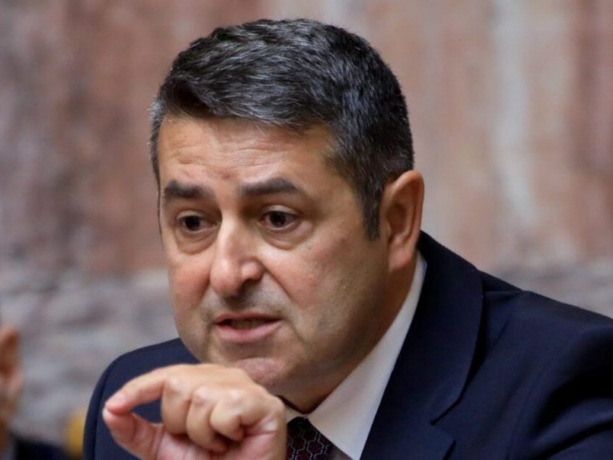 Γιώργος Μυλωνάκης: Σημάδια βελτίωσης της υγείας του – Οι αντιδράσεις του και η επίσκεψη Μητσοτάκη