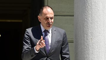 Η άφιξη των Αράβων και η επιθυμία της Αθήνας
