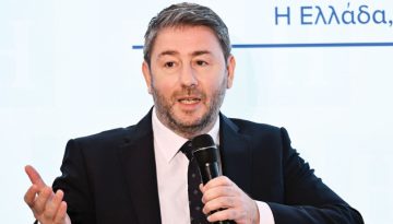 Η ενόχληση βουλευτή του ΠΑΣΟΚ με τον Ανδρουλάκη και οι κολλητοί φίλοι που εξελίχθηκαν σε εσωκοµµατικούς αντιπάλους…