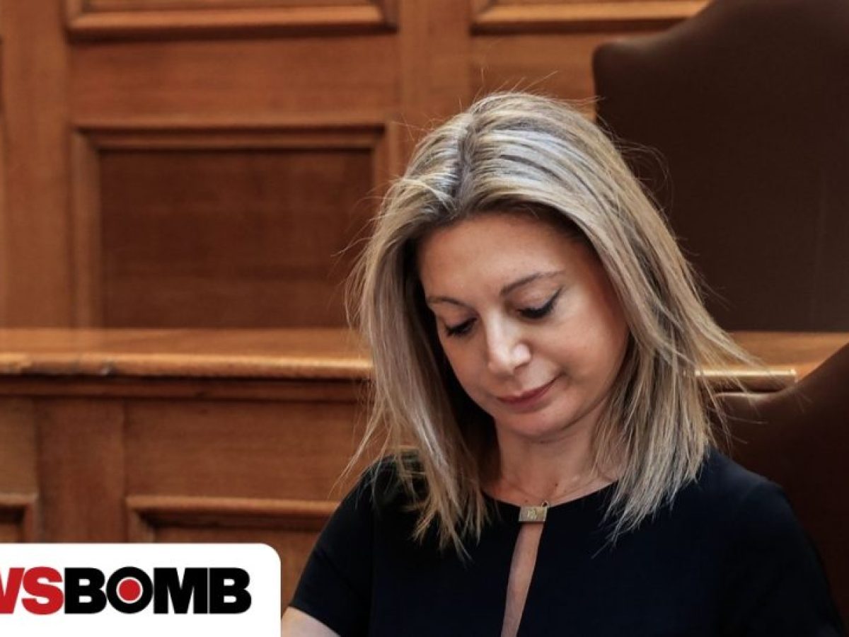 Η Καρυστιανού κατηγορεί την Ευρωπαϊκή Επιτροπή ότι «καλύπτει την κυβέρνηση»