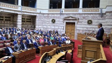 Η «πολιορκία των ατάκτων» στο Μαξίμου και το επιτελικό κράτος