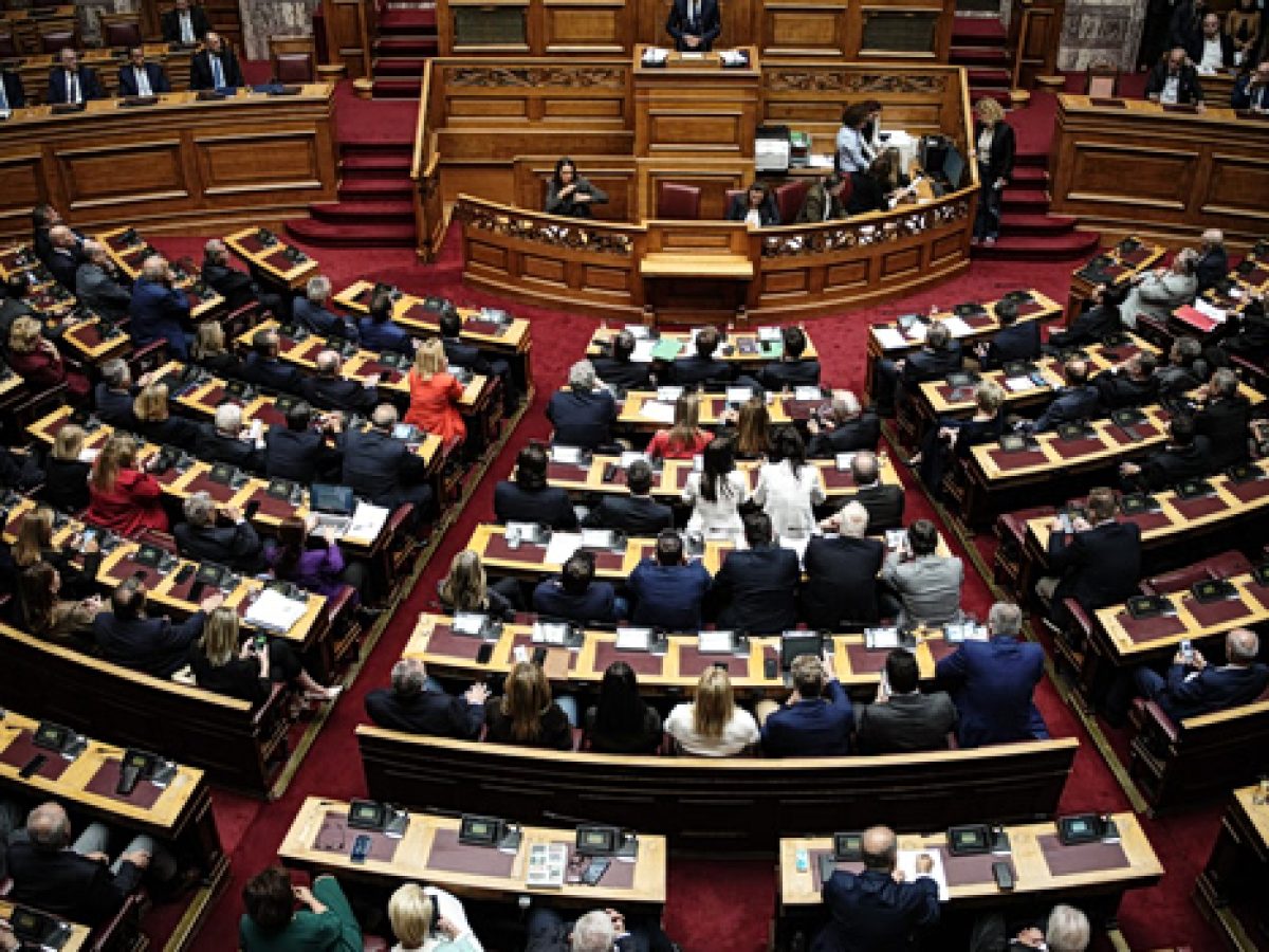 Η προοπτική σύστασης εξεταστικής επιτροπής για τις υποκλοπές τσουρουφλίζει το Μαξίμου