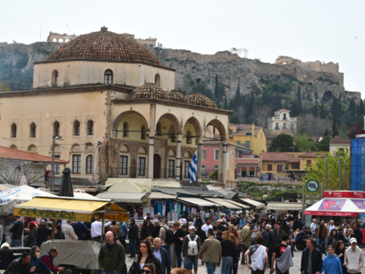 Οι ψηφοφόροι της «γκρίζας ζώνης» θα κρίνουν την εκλογική μάχη