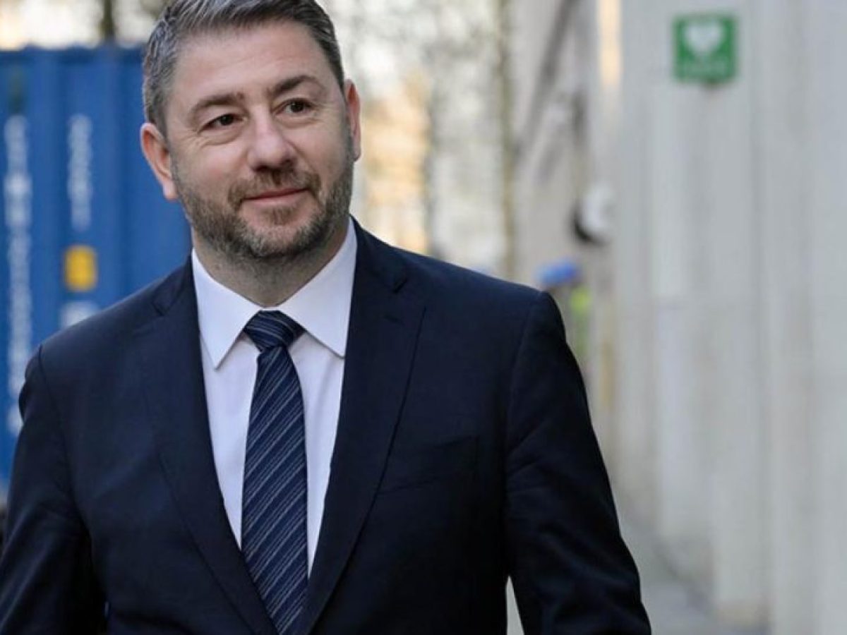 Η στρατηγική Ανδρουλάκη στο σκληρό πόκερ με τον Τσίπρα – Έτσι θα τον οδηγήσει το ΠΑΣΟΚ στα αζήτητα της κάλπης