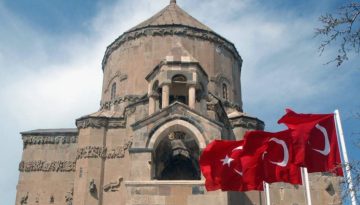 Η Τουρκία «εισβάλλει» στην Αρμενία