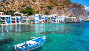 ΥΠΕΝ: Καμία κατασκευή 25 μέτρα από την ακτογραμμή – Τι αλλάζει στον τουρισμό