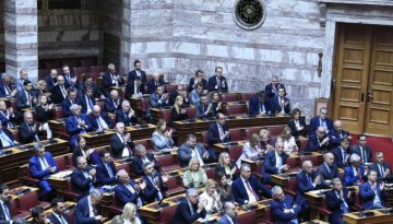 Υποκλοπές: Το ΠΑΣΟΚ ζητά να κληθούν στη Βουλή ο εισαγγελέας του Αρείου Πάγου και ο διοικητής της ΕΥΠ
