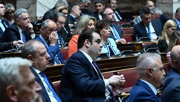 Κ.Ο. ΝΔ: Αιχμές για «προστατευμένους» υπουργούς, ΟΠΕΚΕΠΕ και «επιτελικό κράτος» από τους βουλευτές