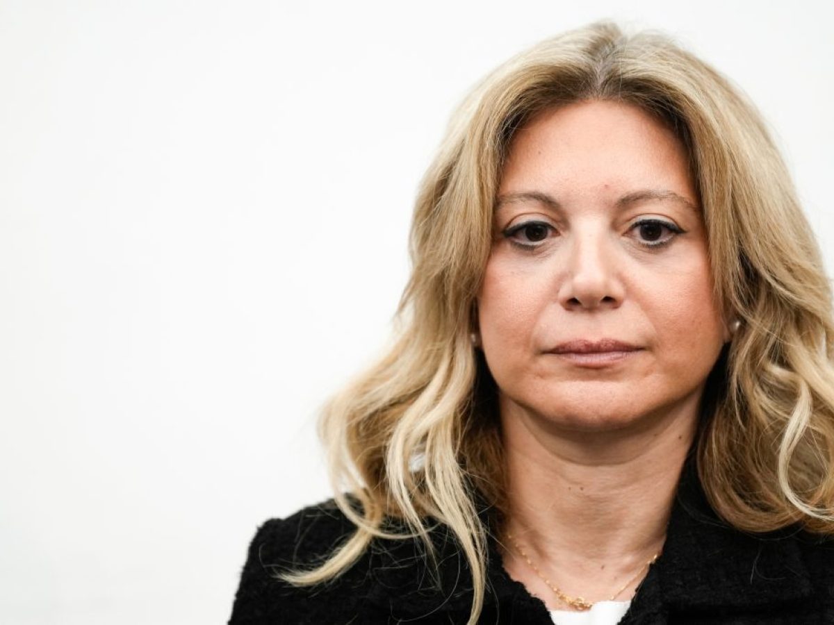 Καρυστιανού: Η Ευρωπαϊκή Επιτροπή καλύπτει τον κ. Μητσοτάκη;