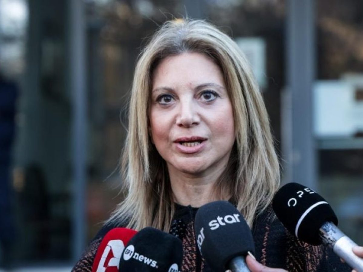 Καρυστιανού: «Μόνο τα πρόσωπα που δημοσιεύονται στην ιστοσελίδα μας είναι στελέχη»