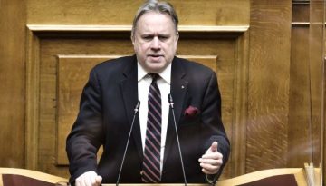Κατρούγκαλος: Δεν ισχύει το δημοσίευμα ότι πήρα 100.000 δολάρια για να εξυμνήσω το βιβλίο του Σι Τζινπίνγκ (Βίντεο)