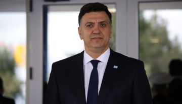 Κικίλιας στο συνέδριο της ΝΔ: «Η ταυτότητα της παράταξής μας δεν μπορεί και δεν πρέπει να αλλοιωθεί από κανέναν»