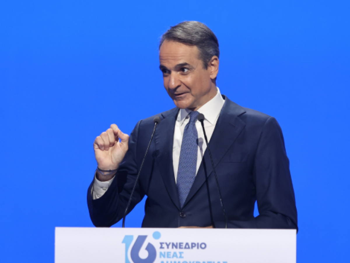 Κυριάκος Μητσοτάκης: Το δίλημμα των εκλογών του 2027 θέτει στο Συνέδριο της ΝΔ – Στόχος η αυτοδυναμία και μηνύματα ενότητ
