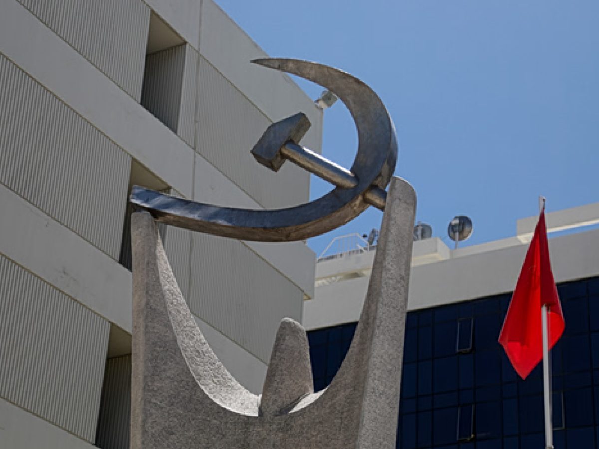 ΚΚΕ: Ο Μητσοτάκης δεν θα μπορέσει να συγκαλύψει τον κόσμο που υποφέρει και το κεφάλαιο που υπηρετεί