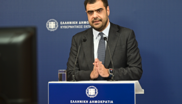 Μαρινάκης στον ΣΚΑΪ: Λάθος ο διαχωρισμός υπουργών σε κοινοβουλευτικούς και εξωκοινοβουλευτικούς