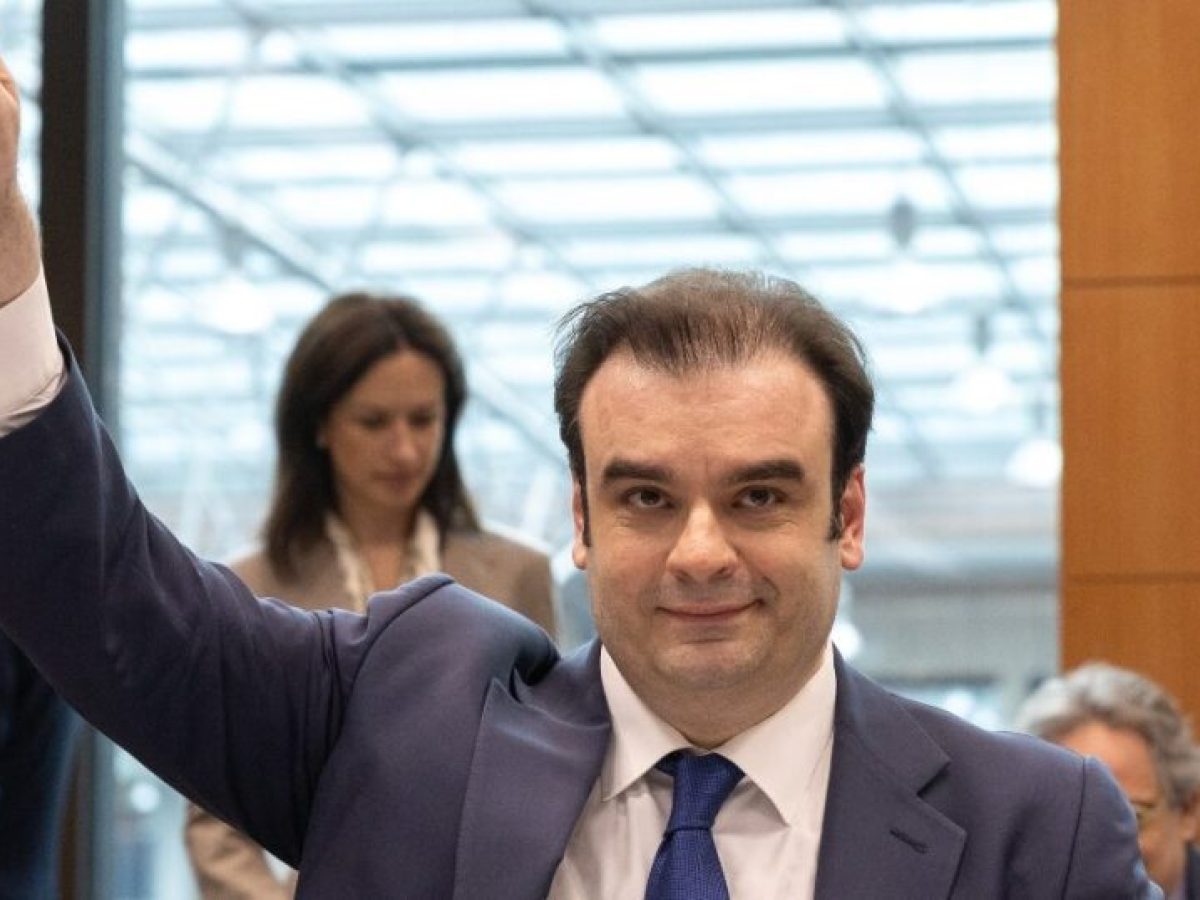 Με πρωτοβουλία «Πιερ» η στεγαστική κρίση στο Eurogroup