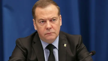 Μεντβέντεφ προς Ευρωπαίους: «Βρίσκεστε σε πόλεμο με τη Ρωσία – Ο γαλήνιος ύπνος τελείωσε»