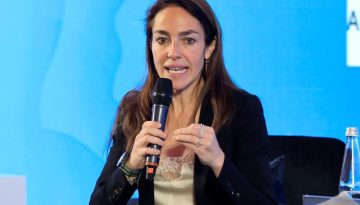 Μιχαηλίδου: «Κάνουμε την ψηφιακή γνώση εργαλείο αυτονομίας και ισότιμης πρόσβασης»