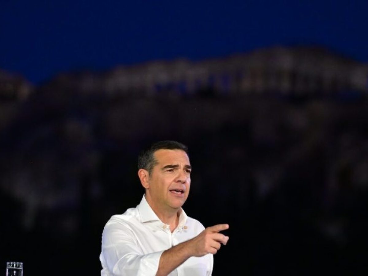 Μήνυμα Τσίπρα στους υποψηφίους των Πανελληνίων: «Είναι μια μόνο από τις πολλές μάχες που θα αντιμετωπίσετε στη ζωή»