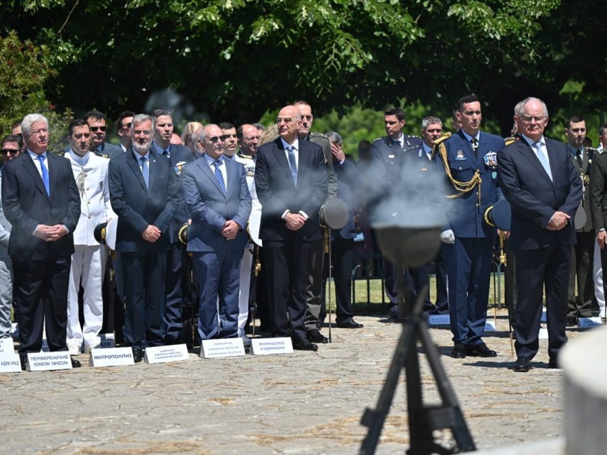Μηνύματα εθνικής ενότητας από Κέρκυρα για τα 162 χρόνια της Ένωσης των Επτανήσων