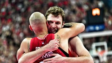 Μητσοτάκης για Ολυμπιακό: «Η κορυφή της EuroLeague βάφτηκε ερυθρόλευκη», είπε για την κατάκτηση του τροπαίου