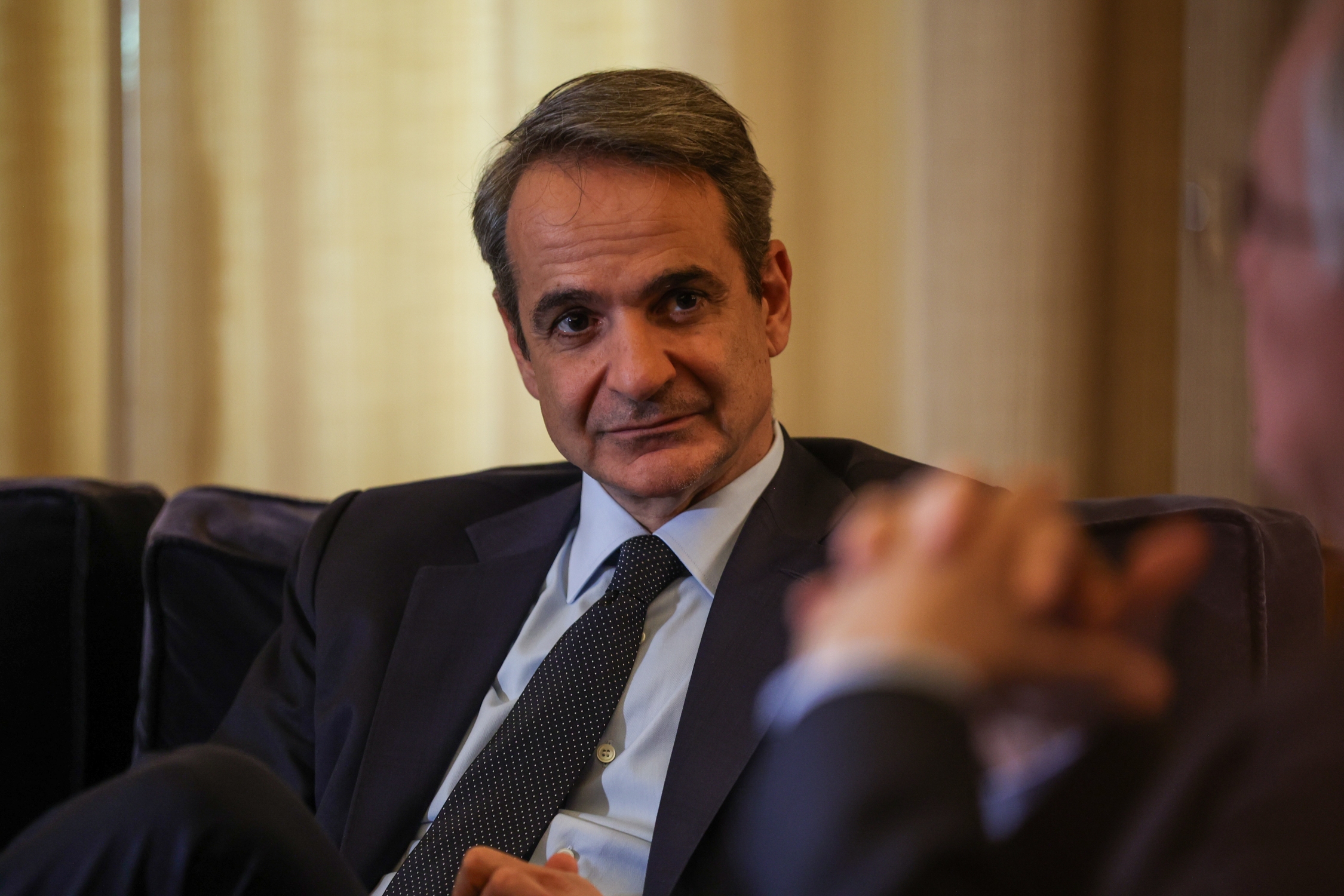 mitsotakis-perifanos-gia-tin-iperogkes