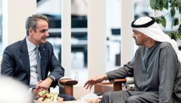 Μητσοτάκης: Πρώτος στην “καρδιά” της κρίσης – Μήνυμα ισχύος από τα ΗΑΕ