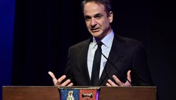Μητσοτάκης στο Κολλέγιο Αθηνών: Οι τέσσερις προκλήσεις για το σχολείο του μέλλοντος