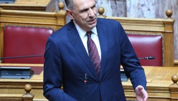 «Να κοιμάστε ήσυχοι» – Μουρμούρα στη Βουλή με τη φράση Γεραπετρίτη για τη «Γαλάζια Πατρίδα»