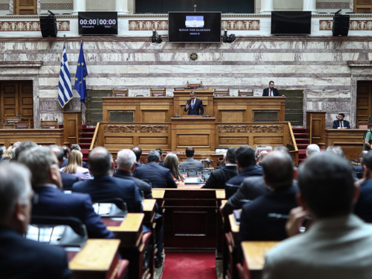 ΝΔ: Κινήσεις αποδραματοποίησης ενόψει Κοινοβουλευτικής Ομάδας- Χωρίς Καραμανλή το Συνέδριο