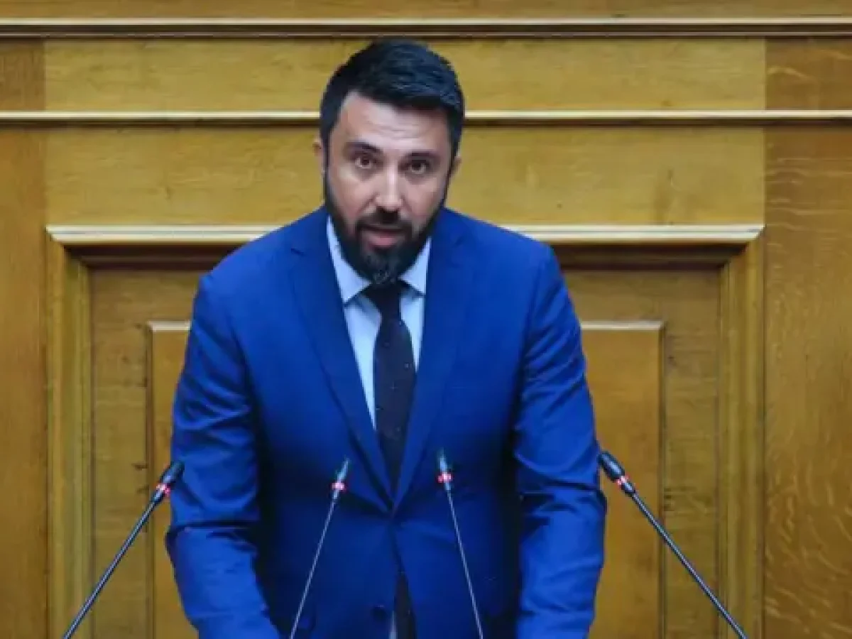 &Nu;έ&alpha; &Alpha;&rho;&iota;&sigma;&tau;&epsilon;&rho;ά: &Alpha;&nu;&epsilon;&xi;&alpha;&rho;&tau;&eta;&tau;&omicron;&pi;&omicron;&iota;ή&theta;&eta;&kappa;&epsilon; &omicron; &beta;&omicron;&upsilon;&lambda;&epsilon;&upsilon;&tau;ή&sigmaf; &Phi;&epsilon;&rho;&chi;ά&tau; &Nu;&alpha;&zeta;ή&phi; &Omicron;&zeta;&gamma;&kappa;&iota;&omicron;ύ&rho;