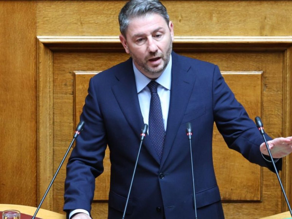 Νέα τουρκική πρόκληση: Ο εκ των «αρχιτεκτόνων» της «Γαλάζιας Πατρίδας» βάλλει κατά Ανδρουλάκη
