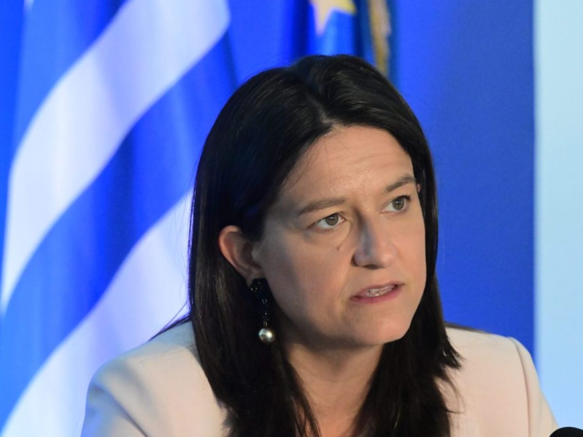 &Nu;ί&kappa;&eta; &Kappa;&epsilon;&rho;&alpha;&mu;έ&omega;&sigmaf;: &Alpha;&pi;ό &tau;&alpha; 650 &sigma;&tau;&alpha; 920 &epsilon;&upsilon;&rho;ώ &omicron; &kappa;&alpha;&tau;ώ&tau;&alpha;&tau;&omicron;&sigmaf; &mu;&iota;&sigma;&theta;ό&sigmaf; &ndash; &Omicron; &alpha;&pi;&omicron;&lambda;&omicron;&gamma;&iota;&sigma;&mu;ό&sigmaf; &gamma;&iota;&alpha; &tau;&eta;&nu; &alpha;&pi;&alpha;&sigma;&chi;ό&lambda;&eta;&sigma;&eta;