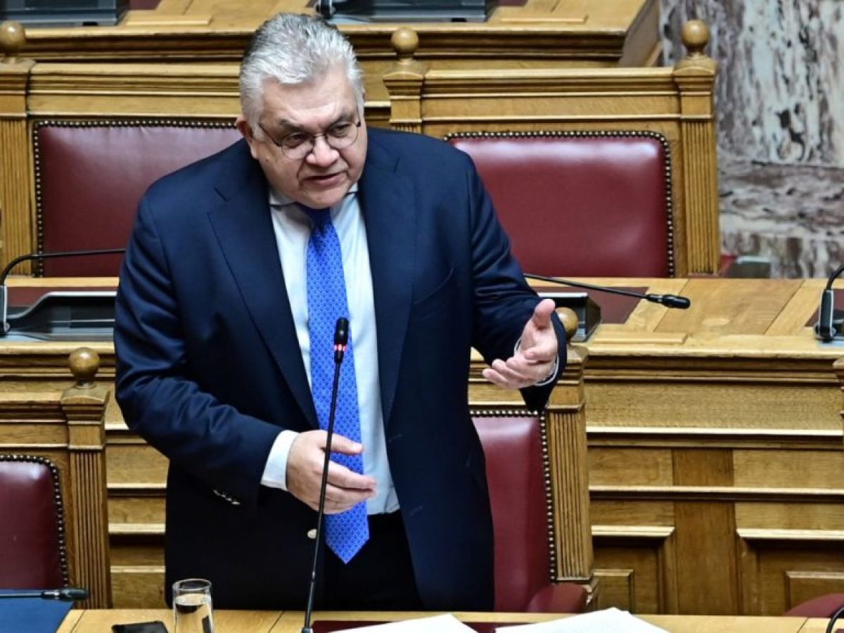 Νίκος Παπαϊωάννου: «Η ιστορία υπενθυμίζει ότι ένας λαός αντέχει, όταν διατηρεί ζωντανές τις αξίες, την παιδεία»