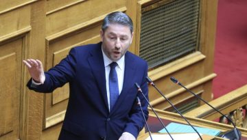 Νίκος Ανδρουλάκης: Ως εδώ αυτός ο κατήφορος, βρισκόμαστε πλέον σε σημείο καμπής