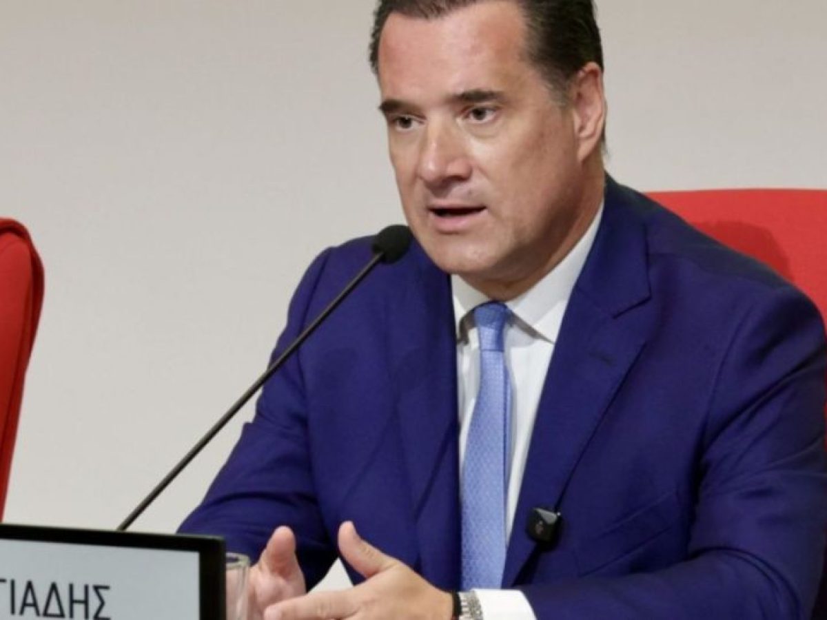 &laquo;&Omicron; Ά&delta;&omega;&nu;&iota;&sigmaf; &beta;&gamma;&alpha;ί&nu;&epsilon;&iota; &mu;&pi;&rho;&omicron;&sigma;&tau;ά&raquo;: &laquo;Έ&rho;&gamma;&alpha;, ό&chi;&iota; &tau;&omicron;&xi;&iota;&kappa;ό&tau;&eta;&tau;&alpha;&raquo;&ndash;&Eta; &alpha;&nu;&tau;&epsilon;&pi;ί&theta;&epsilon;&sigma;&eta; &tau;&eta;&sigmaf; &kappa;&upsilon;&beta;έ&rho;&nu;&eta;&sigma;&eta;&sigmaf; &mu;&epsilon; &phi;ό&nu;&tau;&omicron; &nu;έ&alpha; &epsilon;&kappa;&lambda;&omicron;&gamma;&iota;&kappa;ή &nu;ί&kappa;&eta;