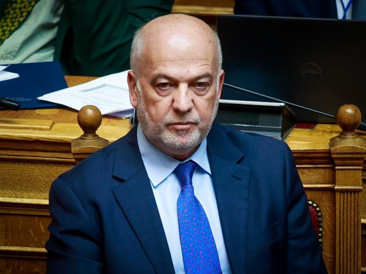 Ο Δικηγορικός Σύλλογος Πειραιά καλεί τον Φλωρίδη να ελέγξει πειθαρχικά τον Τζαβέλλα για τις υποκλοπές
