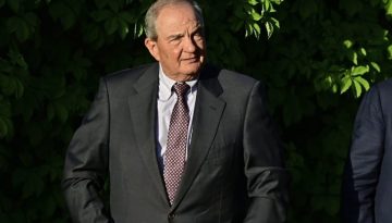 Ο Κ. Καραμανλής μιλά… «κινέζικα»