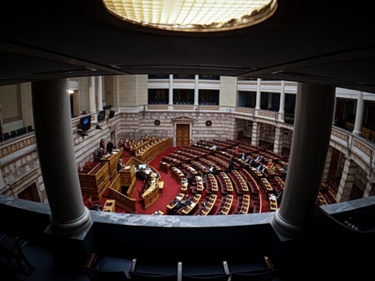 Ο λόγοι που οδήγησαν τον Οζγκιούρ στην ανεξαρτητοποίηση – Τι λένε στη Νέα Αριστερά για την απόφαση του βουλευτή