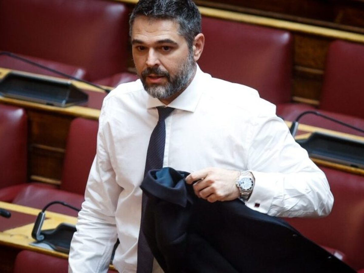 &Omicron; &Sigma;&alpha;&rho;&alpha;&kappa;&iota;ώ&tau;&eta;&sigmaf; &laquo;&kappa;&omicron;&iota;&tau;ά&zeta;&epsilon;&iota;&raquo; &Tau;&sigma;ί&pi;&rho;&alpha; &ndash; &laquo;&Theta;&alpha; &pi;&alpha;&rho;&alpha;&sigma;&tau;ώ &sigma;&tau;&eta;&nu; &epsilon;&kappa;&delta;ή&lambda;&omega;&sigma;&eta;, &mu;&epsilon; &epsilon;&nu;&delta;&iota;&alpha;&phi;έ&rho;&epsilon;&iota; &eta; &nu;έ&alpha; &pi;&rho;&omicron;&sigma;&pi;ά&theta;&epsilon;&iota;&alpha;&raquo;