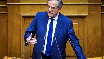 Ο Τσίπρας βάζει «τρικλοποδιά» στον Σαμαρά