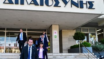 ΟΠΕΚΕΠΕ: Λάδι στη φωτιά της διαμάχης κυβέρνησης – Κοβέσι ρίχνει η έκθεση Τυχεροπούλου