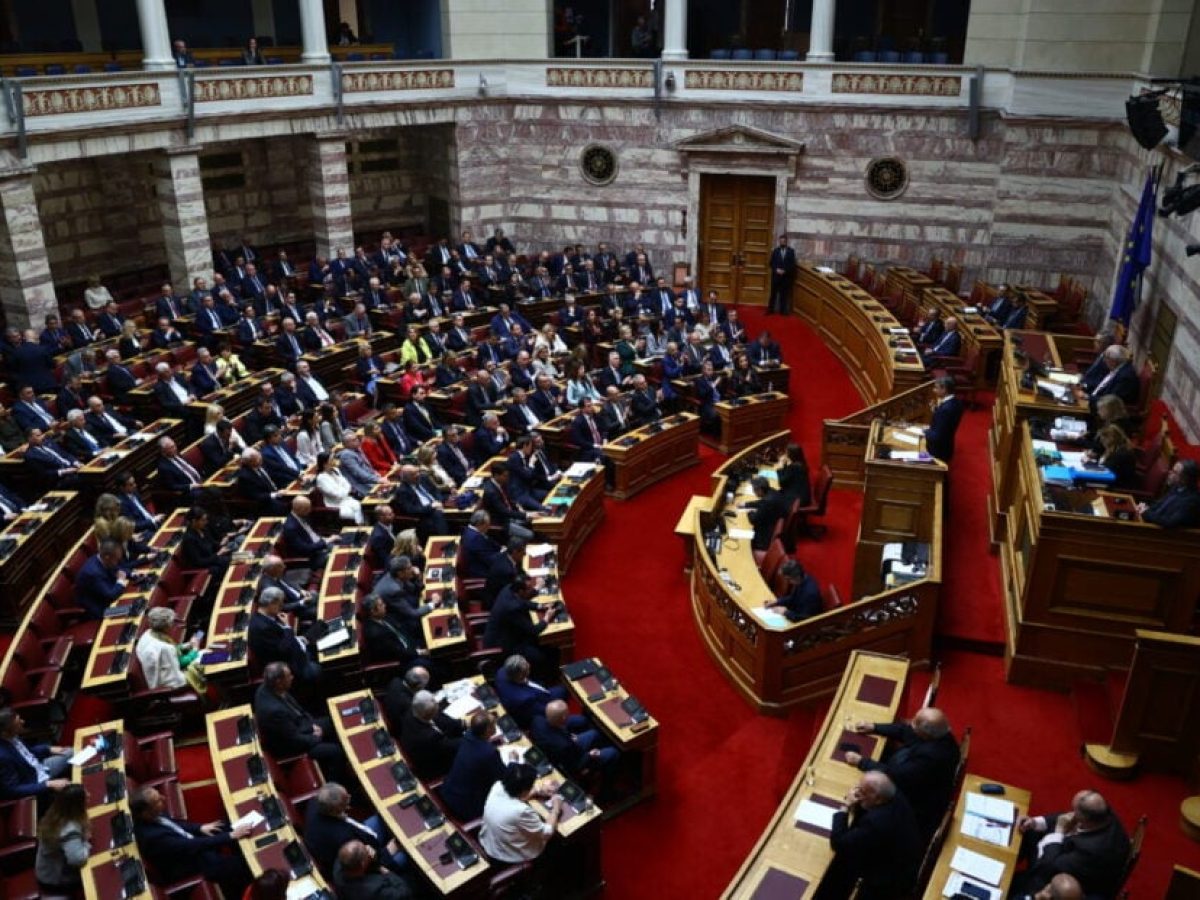 ΟΠΕΚΕΠΕ: Το ΠΑΣΟΚ ζητά Προανακριτική για Λιβανό και Αραμπατζή