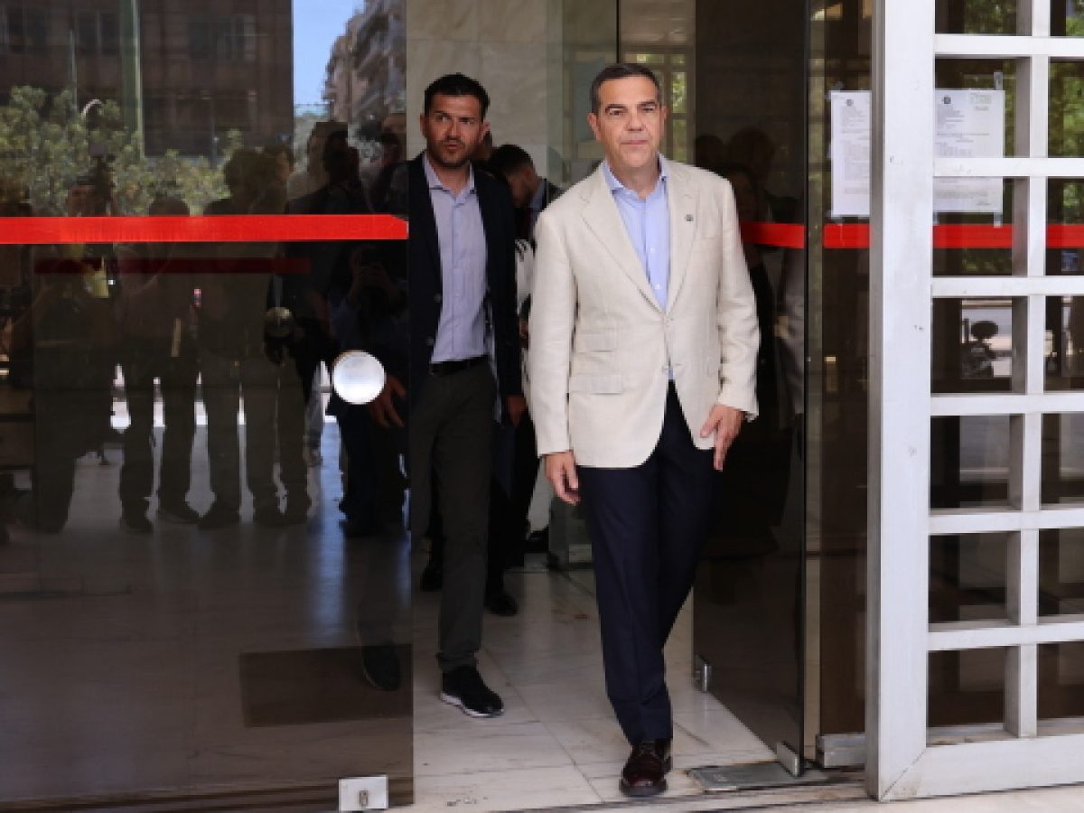 &Omicron;&rho;&gamma;&alpha;&nu;ώ&nu;&epsilon;&tau;&alpha;&iota; &eta; &Epsilon;&Lambda;&Alpha;&Sigma; &sigma;&tau;&omicron;&nu; &laquo;&pi;ό&lambda;&epsilon;&mu;&omicron;&raquo; &mu;&epsilon; &tau;&omicron; &Pi;&Alpha;&Sigma;&Omicron;&Kappa;, &kappa;ό&nu;&tau;&rho;&alpha; &gamma;&iota;&alpha; &tau;&iota;&sigmaf; &sigma;&upsilon;&nu;&epsilon;&rho;&gamma;&alpha;&sigma;ί&epsilon;&sigmaf; &alpha;&pi;ό &tau;&eta;&nu; &pi;&rho;ώ&tau;&eta; &eta;&mu;έ&rho;&alpha;