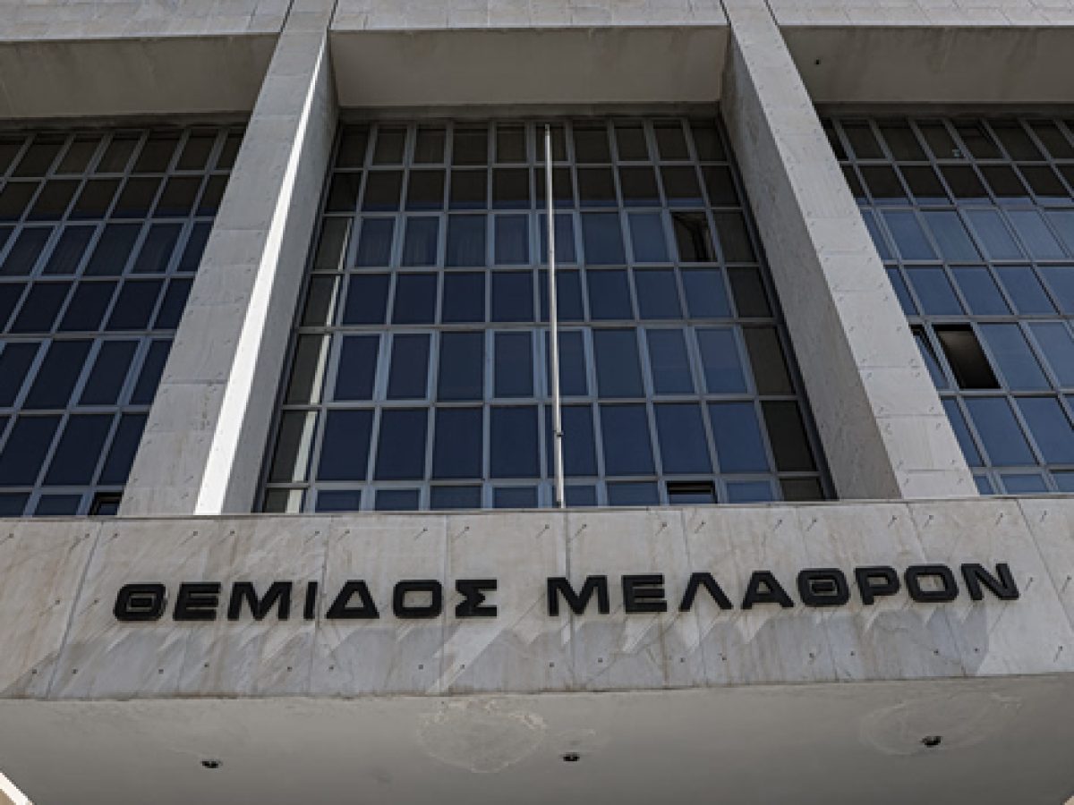 &Pi;&Alpha;&Sigma;&Omicron;&Kappa; &gamma;&iota;&alpha; &alpha;&pi;&omicron;&kappa;ά&lambda;&upsilon;&psi;&eta; in: &Eta; &kappa;&upsilon;&beta;έ&rho;&nu;&eta;&sigma;&eta; &epsilon;ί&nu;&alpha;&iota; &beta;&alpha;&rho;ύ&tau;&alpha;&tau;&alpha; &epsilon;&kappa;&tau;&epsilon;&theta;&epsilon;&iota;&mu;έ&nu;&eta;, ό&sigma;&omicron; &xi;&epsilon;&tau;&upsilon;&lambda;ί&gamma;&epsilon;&tau;&alpha;&iota; &tau;&omicron; &kappa;&omicron;&upsilon;&beta;ά&rho;&iota; &tau;&eta;&sigmaf; &sigma;&upsilon;&gamma;&kappa;ά&lambda;&upsilon;&psi;&eta;&sigmaf;