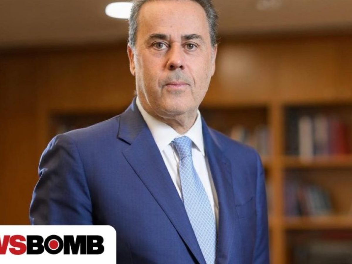 &Pi;&alpha;&pi;&alpha;&sigma;&tau;&alpha;ύ&rho;&omicron;&upsilon;: &Tau;έ&lambda;&omicron;&sigmaf; &sigma;&tau;&eta;&nu; &alpha;&upsilon;&theta;&alpha;&iota;&rho;&epsilon;&sigma;ί&alpha; &ndash; &Eta; &Epsilon;&lambda;&lambda;ά&delta;&alpha; &alpha;&pi;&omicron;&kappa;&tau;ά &gamma;&iota;&alpha; &pi;&rho;ώ&tau;&eta; &phi;&omicron;&rho;ά &omicron;&lambda;&iota;&sigma;&tau;&iota;&kappa;ό &chi;&omega;&rho;&omicron;&tau;&alpha;&xi;&iota;&kappa;ό &sigma;&chi;έ&delta;&iota;&omicron;