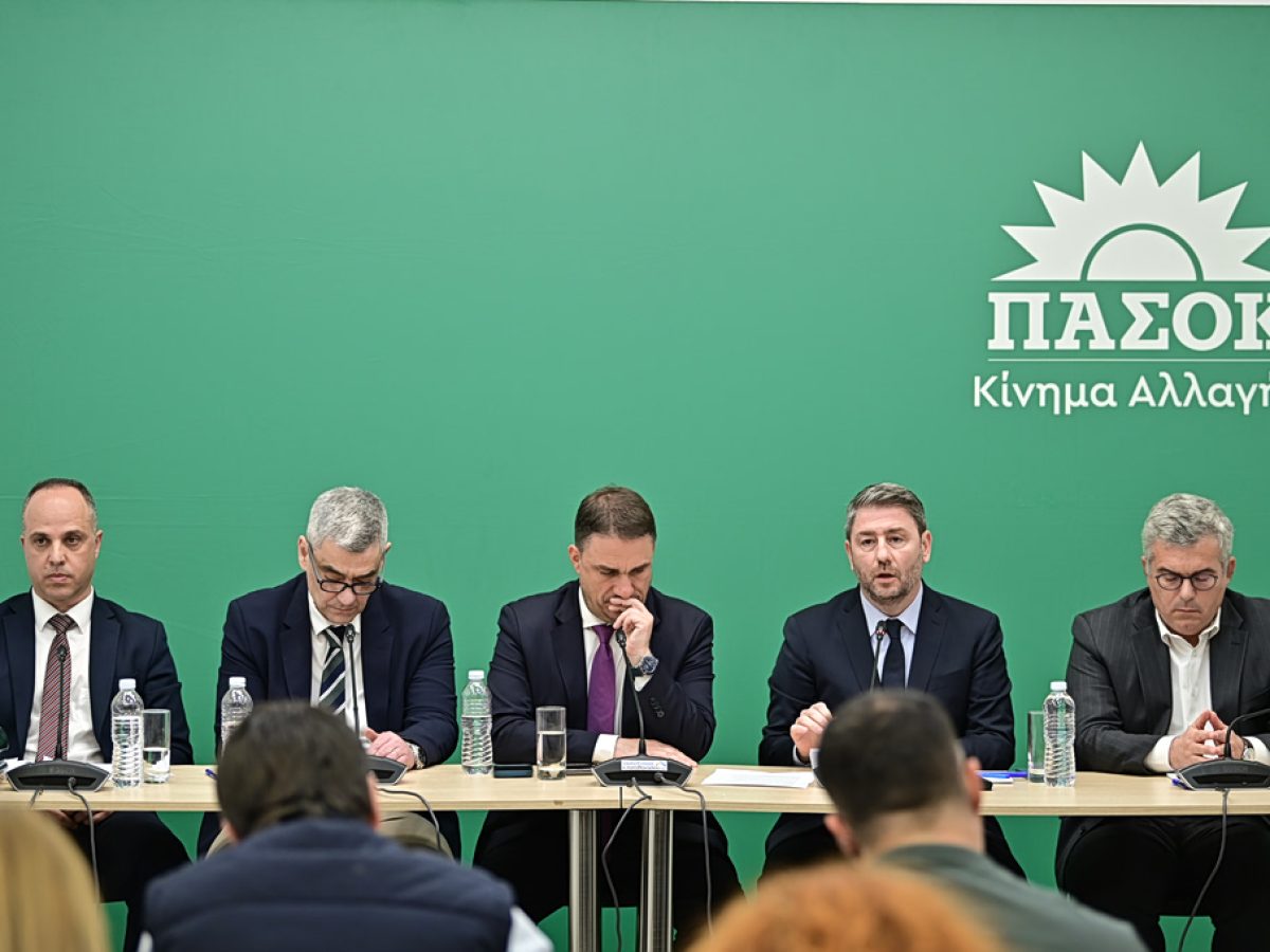 ΠαΣοΚ: Ξεκολλάει η βελόνα, τα μηνύματα των δημοσκοπήσεων – Το σχέδιο για την επόμενη μέρα